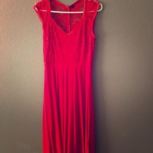 Red Long Lace Dress/Gown